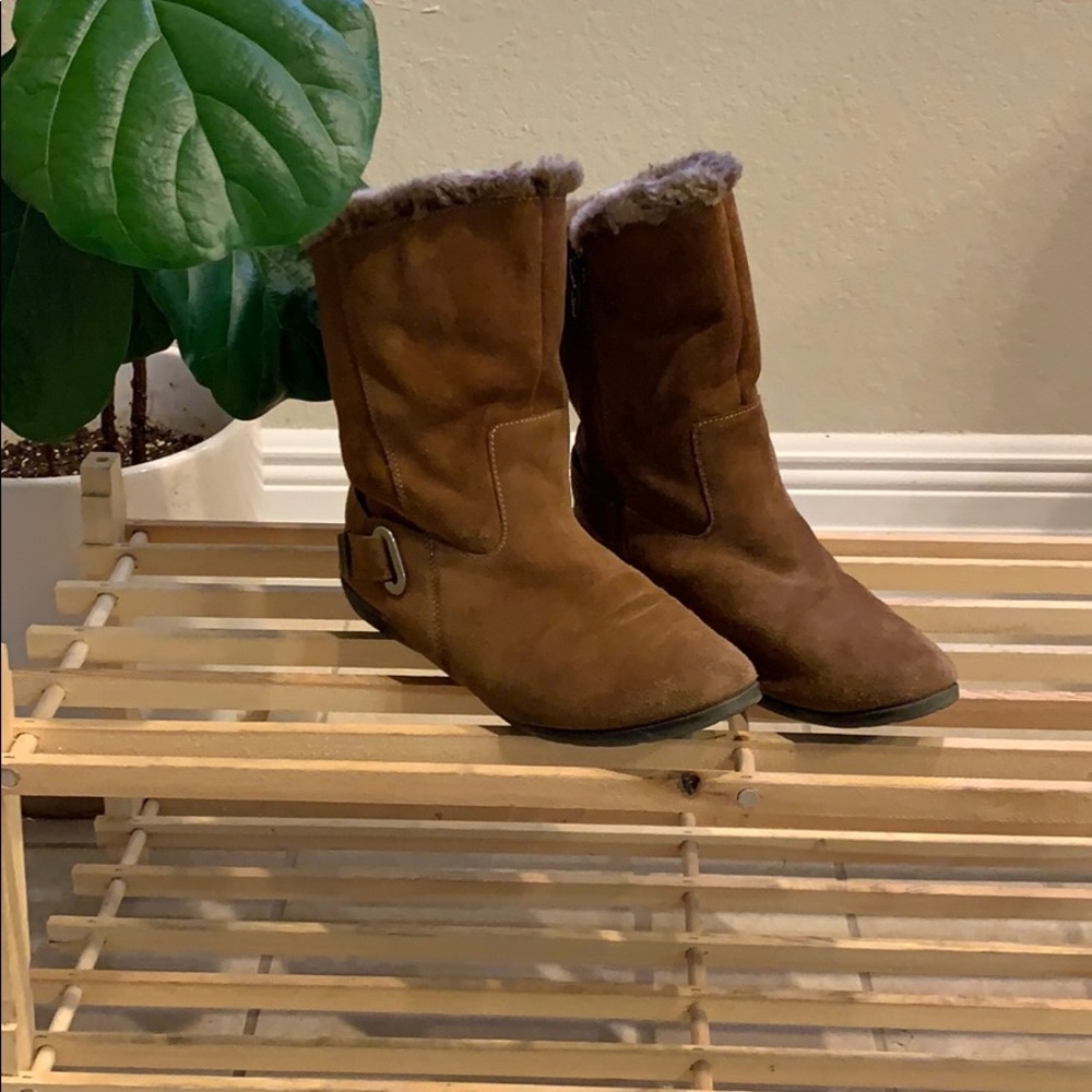 Brown boots